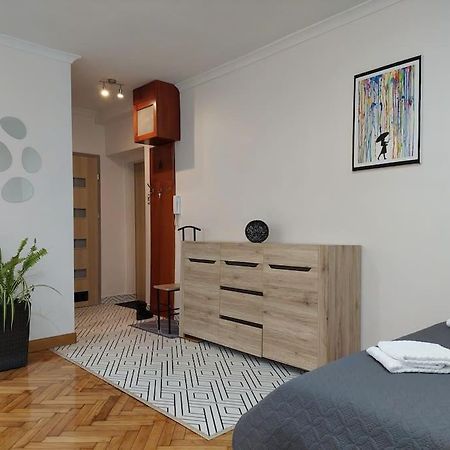Domin Domin Apartamento Częstochowa Exterior foto